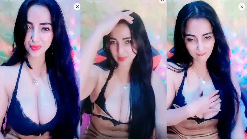 Bokep Indo Tante Amora Cantik Toket Gede Live